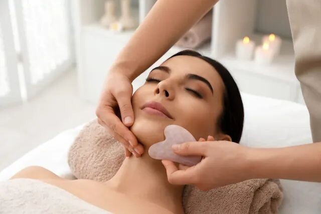 Gua Sha Taşı Nedir? Nasıl Kullanılır ?